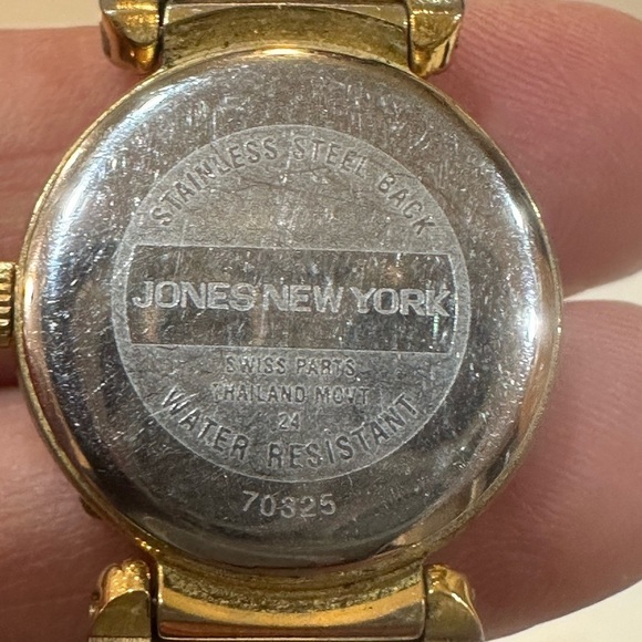 JONES NEW YORK Vintage Watch. Stainless Steel Water Resistance. Tested & Works - Picture 6 of 7